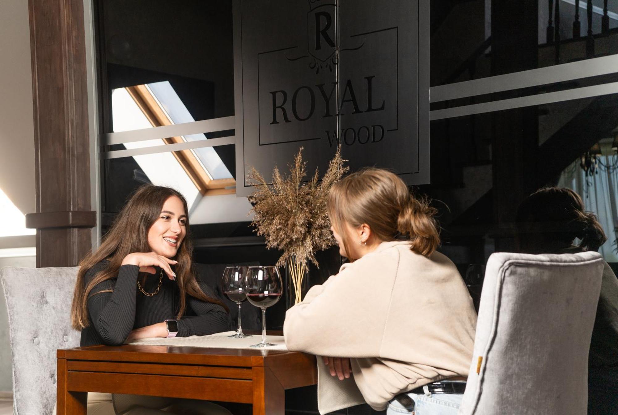 Royal Wood Hotel Rokytne  Exteriér fotografie